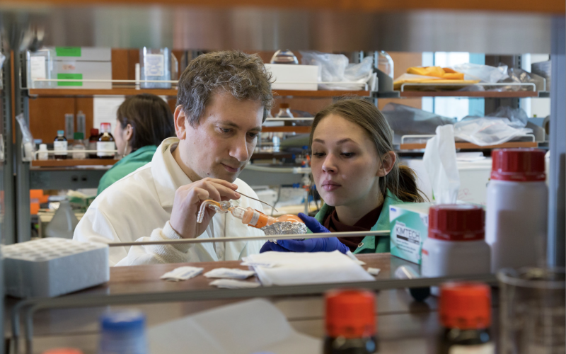 Maksim Royzen at student at RNA Institute