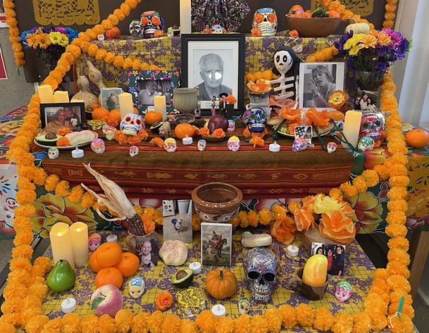 UAlbany Students Celebrate Lost Loved Ones with Day of the Dead Altars ...